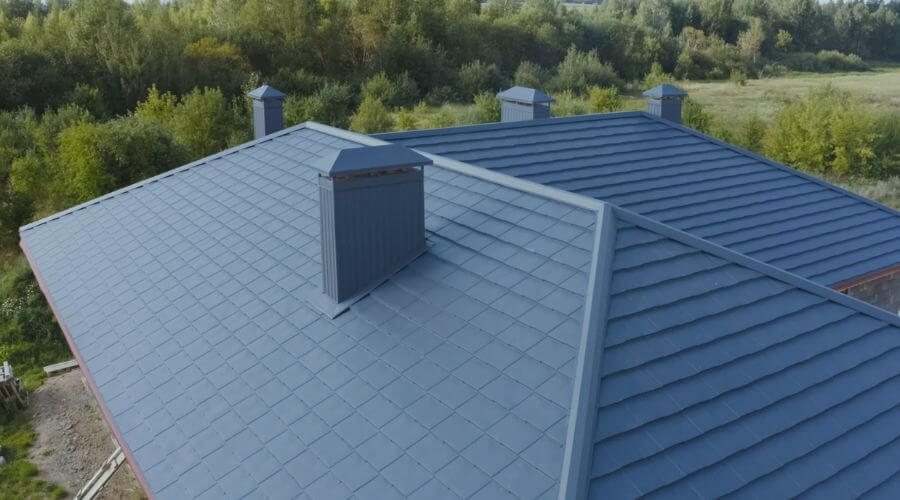 Professional gutter cleaning in Offerle, KS